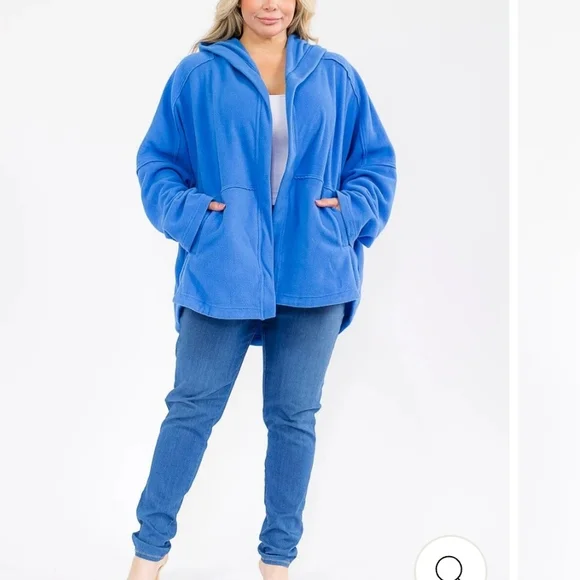 Plus size, Long Sleeve Open Front Pockets Hooded Cardigan. - Picture 3 of 6